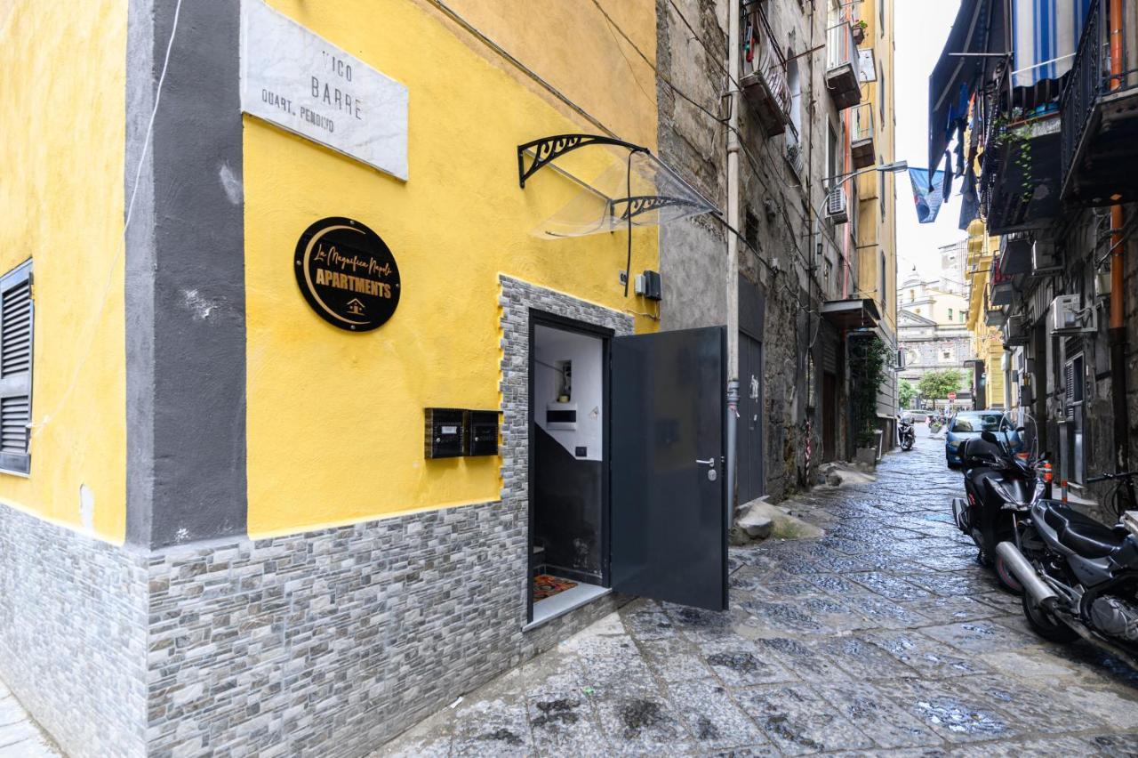 La Magnifica Napoli Apartments Gold House Nápoles Exterior foto