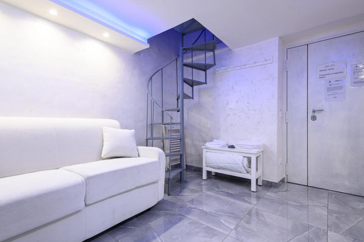 La Magnifica Napoli Apartments Gold House Nápoles Exterior foto